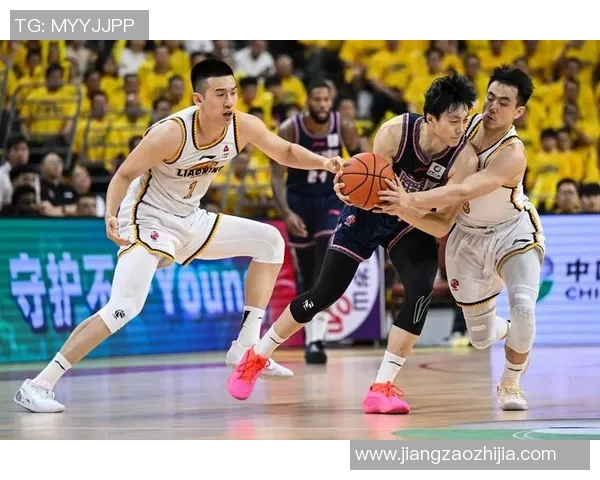CBA在线直播新疆队对阵强敌精彩赛事全程回放与分析